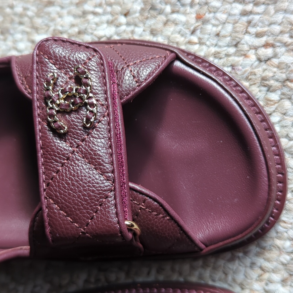 CHANEL Burgundy leather Dad sandals - Picture 4 of 17